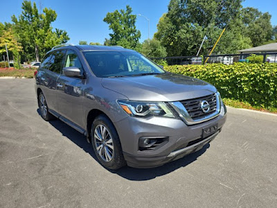 2020 Nissan Pathfinder