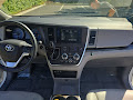2016 Toyota Sienna XLE