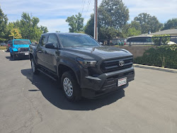 2025 Toyota Tacoma SR